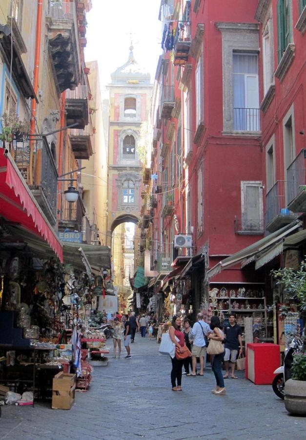 In The Center * Napoli